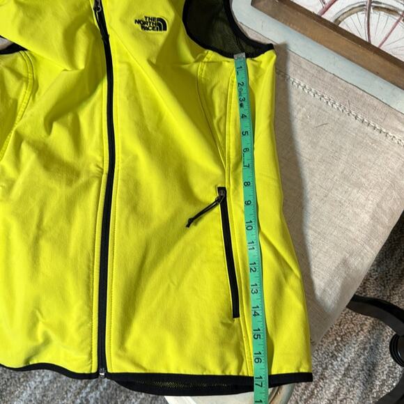 North Face Highlighter Neon Yellow Vest with Black Trim- Size Large - Picture 10 of 12